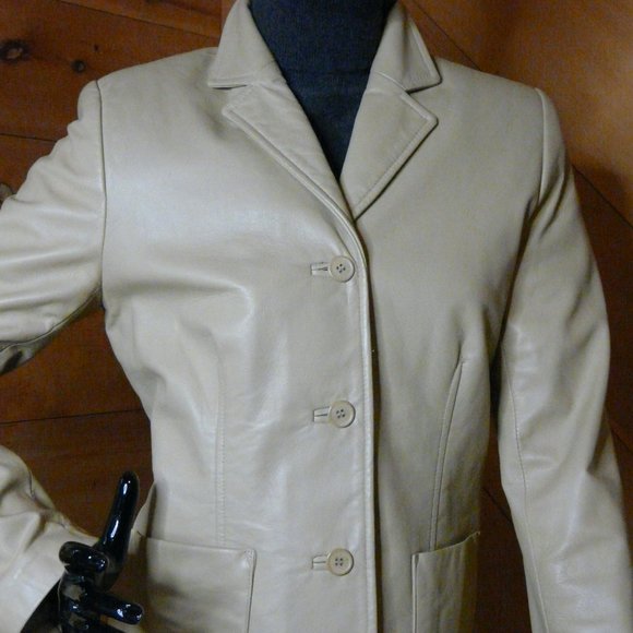 Danier Leather Jacket - Picture 3 of 11